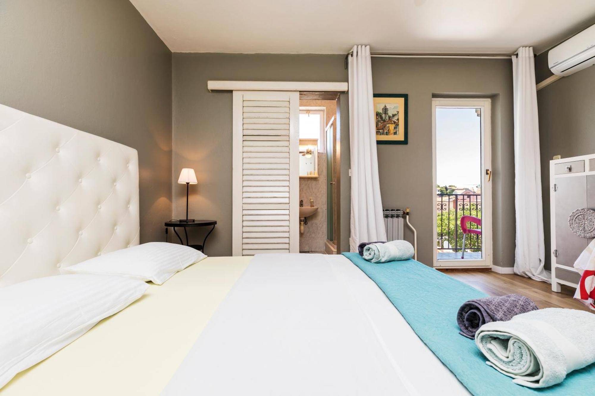 Alaburic Rooms & Apartment Mali Lošinj Exterior foto